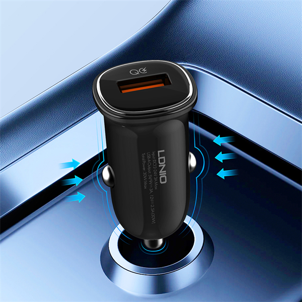 30W PD Super Fast Car charger C105